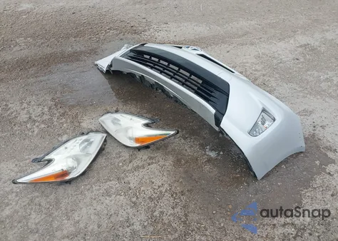 2014 Toyota Prius Two z USA, uszkodzony, nr VIN JTDKN3DU8E0365820